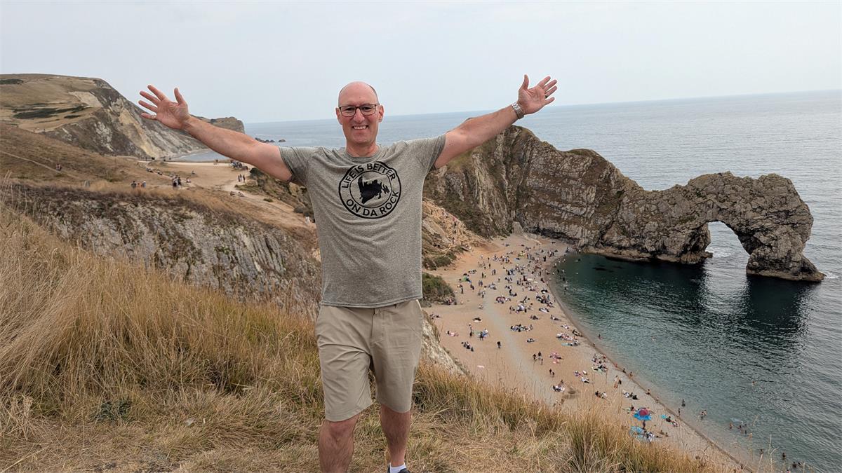 Stefan Michalski hiking at Durdle Door in the United Kingdom